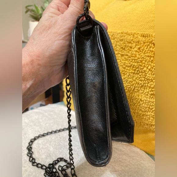 EUC - Rebecca Minkoff leather quilted crossbody purse with black/gold dust bag - Picture 6 of 16